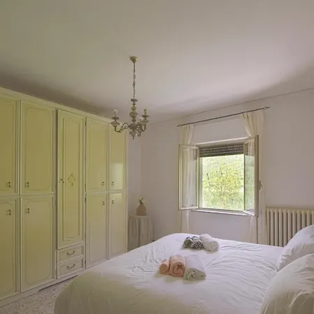 Locazione Turistica Monteleto House Vakantiehuis *